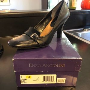 Worn once. Gym owners don’t need pumps....